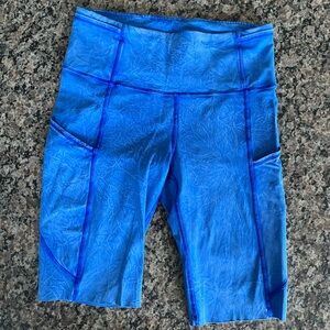 Lululemon Royal Blue High-Waisted Bike Shorts with Moisture-Wicking Fabric